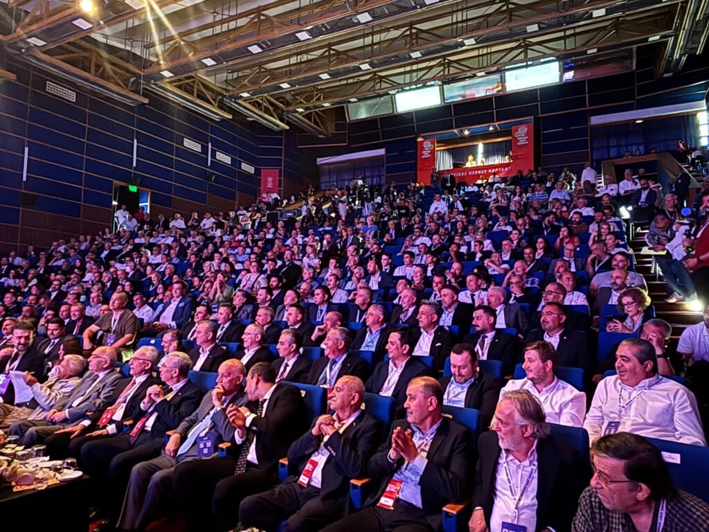 Ankara’nın “Ortak Aklı”nda güven tazelendi: Halil İbrahim Yılmaz yeniden başkan