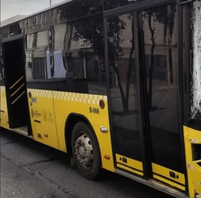 Bakırköy’de İETT otobüsünde yangın çıktı