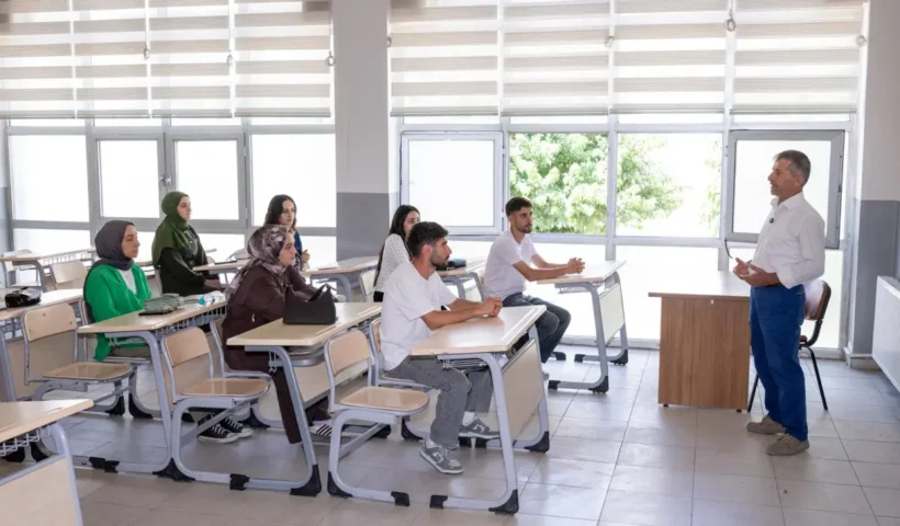 Malatya’da ücretsiz YKS kursuna katılan öğrencilerden büyük başarı